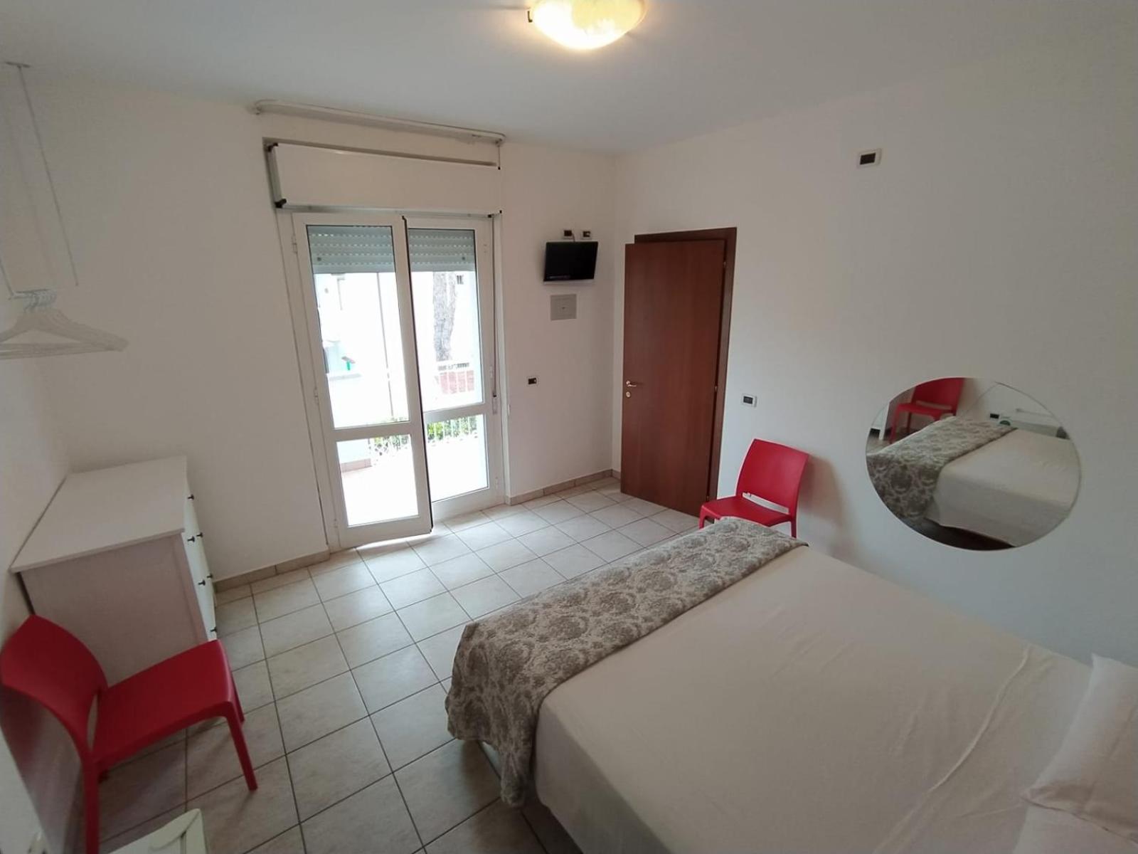 Hotel Villa Cesare B&B Alba Adriatica Exteriör bild